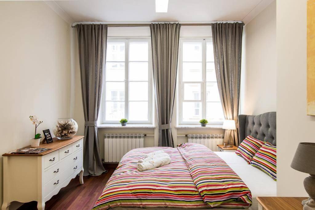 Apartamenty-Mi Happy Varşovia Exterior foto